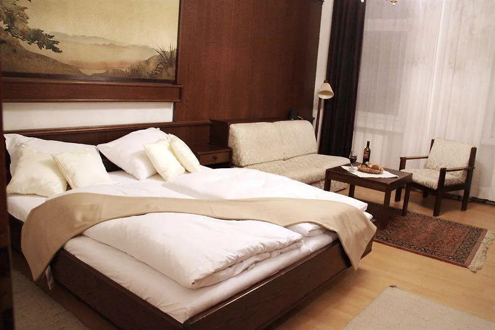 Checkvienna - Edelhof Apartments Austria