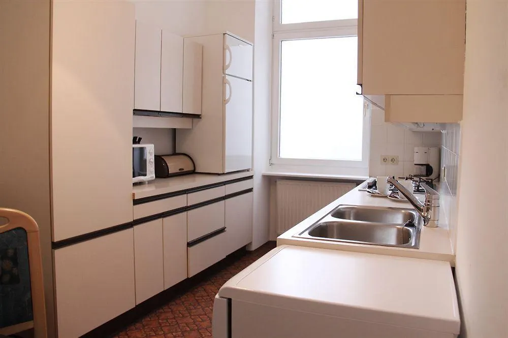 Checkvienna - Edelhof Apartments