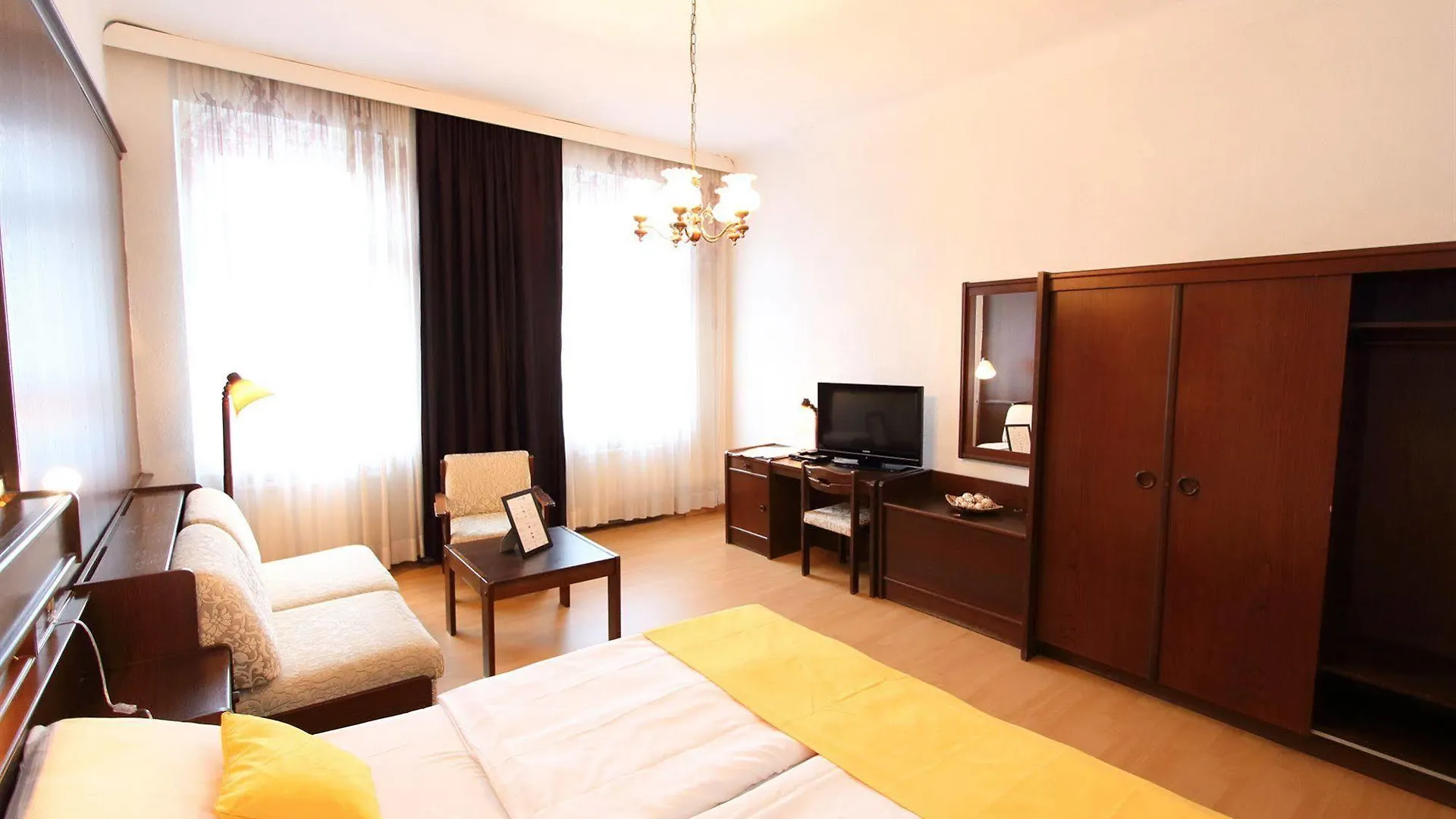 Checkvienna - Edelhof Apartments Vienna
