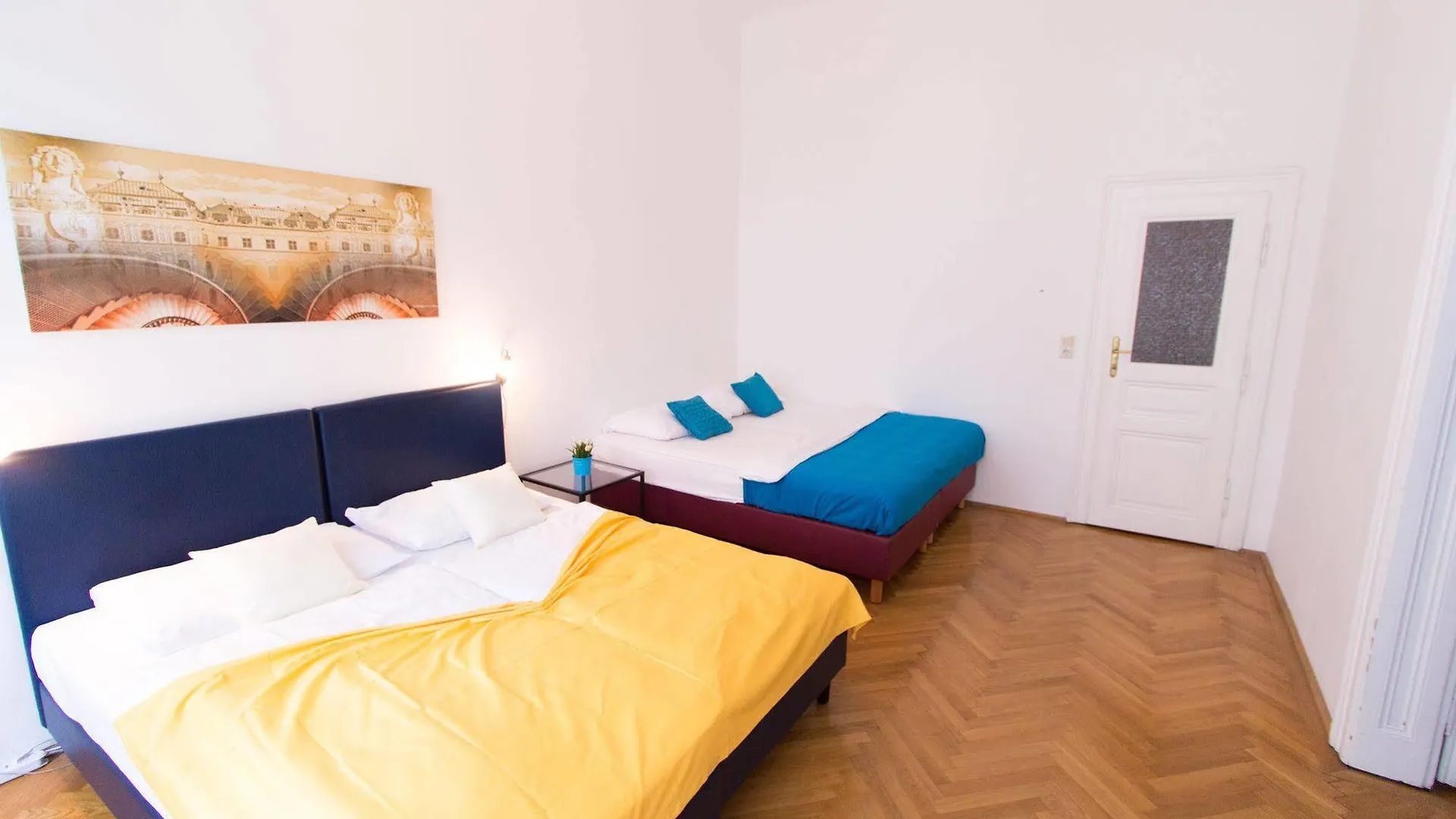 Checkvienna - Edelhof Apartments 0*, Vienna