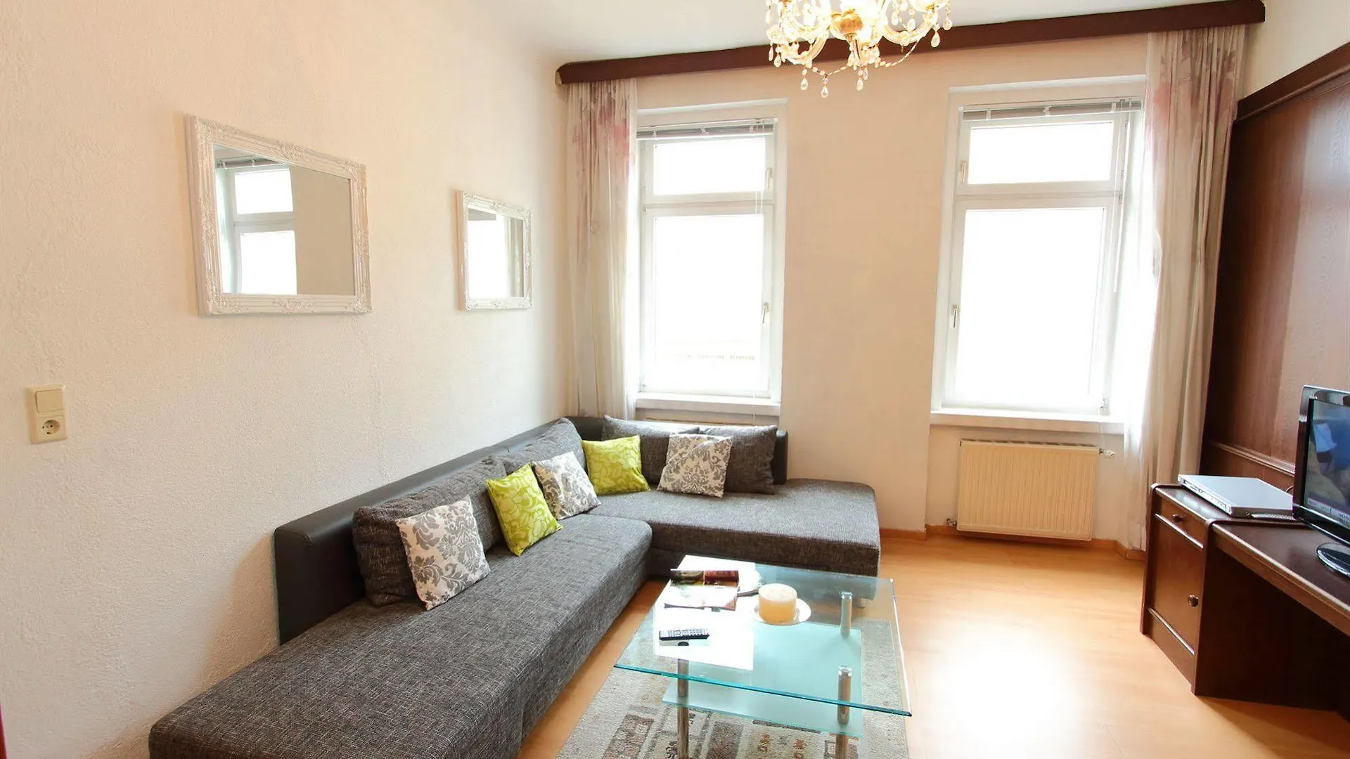 Checkvienna - Edelhof Apartments 0*, Vienna Austria